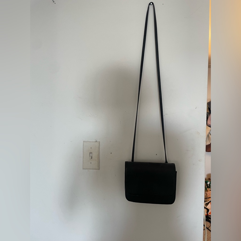Black small crossbody purse